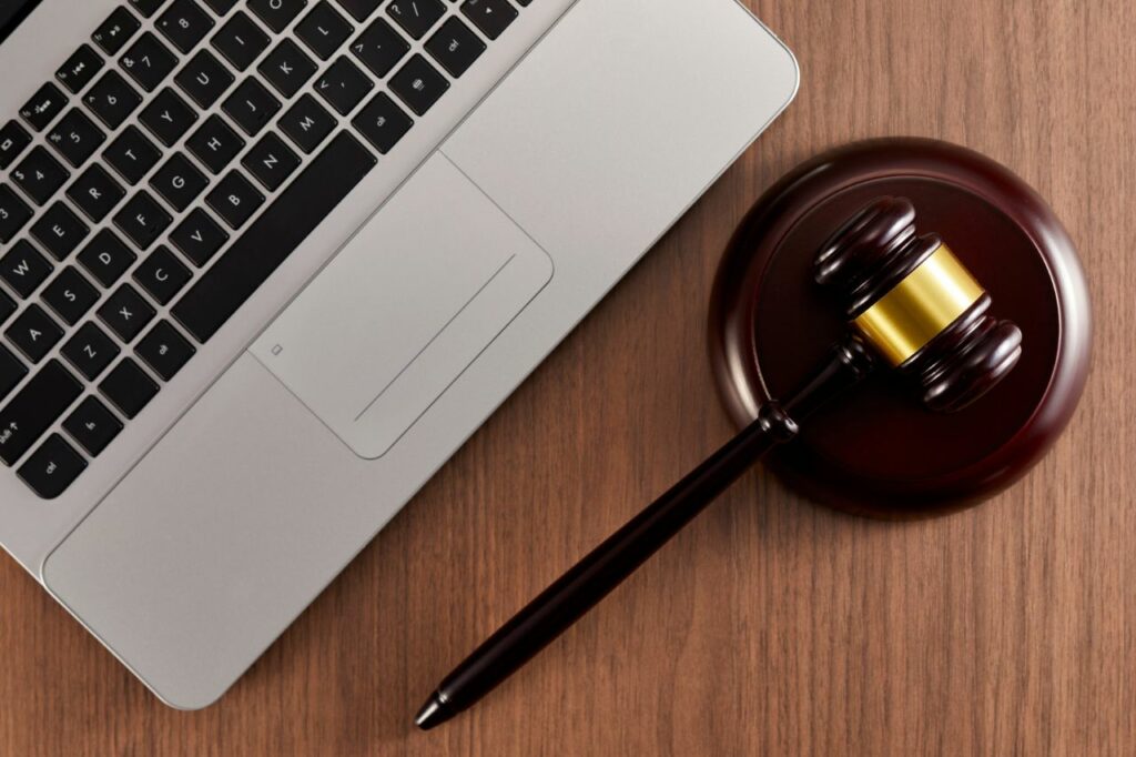 Sanctions historiques de la Commission Européenne contre Apple et Meta pour non-respect du DMA